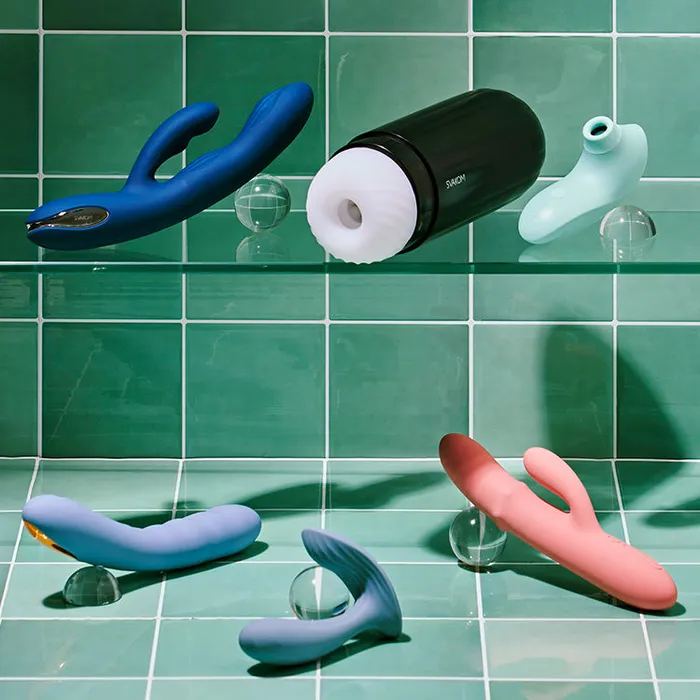 SVAKOM Aylin Pulsating Rabbit Vibrator Svakom Female Sex Toys